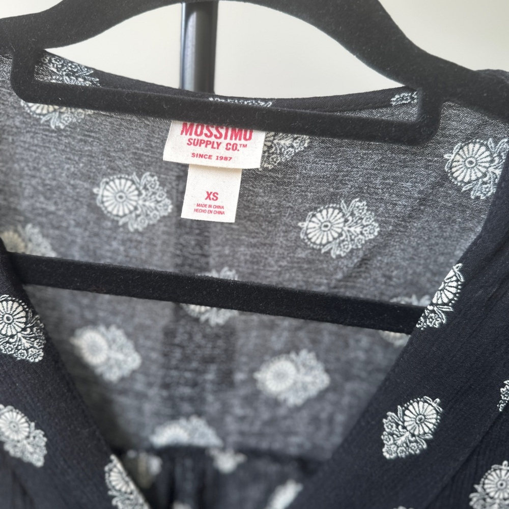 Mossimo wrap long sleeve shirt - Picture 3 of 5